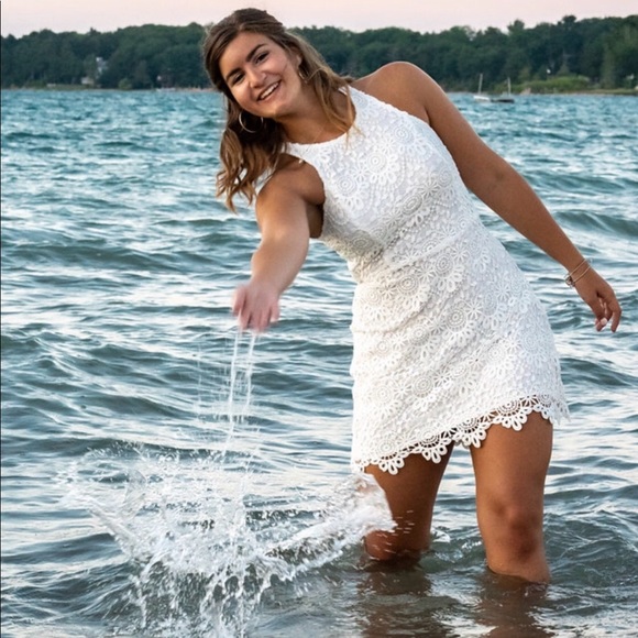 Meet your Posher, Meagan - Picture 5 of 5